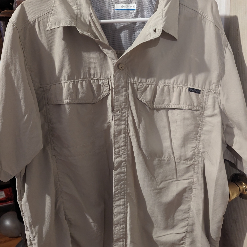2 Columbia Men's button down 2 pack